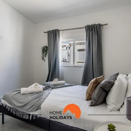 #163 Dr Jose Silva 17 By Holidays