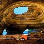 #163 Dr Jose Silva 17 By Holidays Apartment